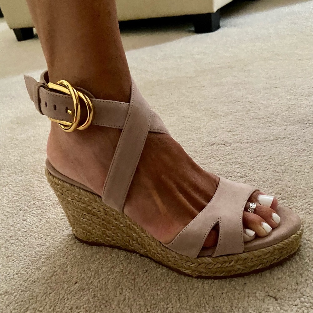 Stuart Weitzman side 5 wedge
